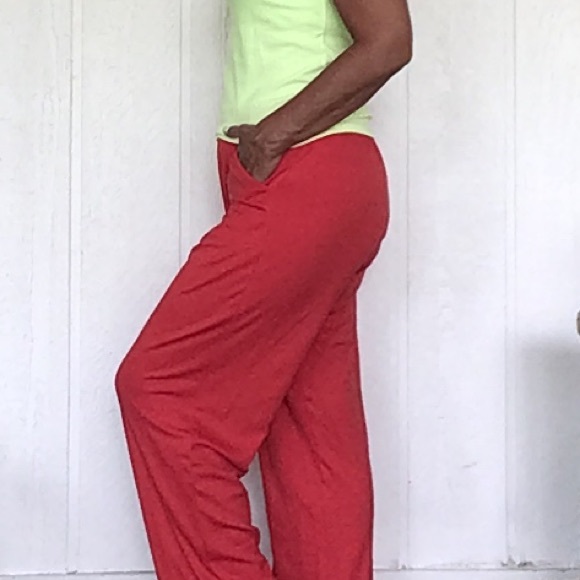 ST. JOHN SPA RED JERSEY KNIT LOUNGE PANTS SIZE MEDIUM - Picture 5 of 8